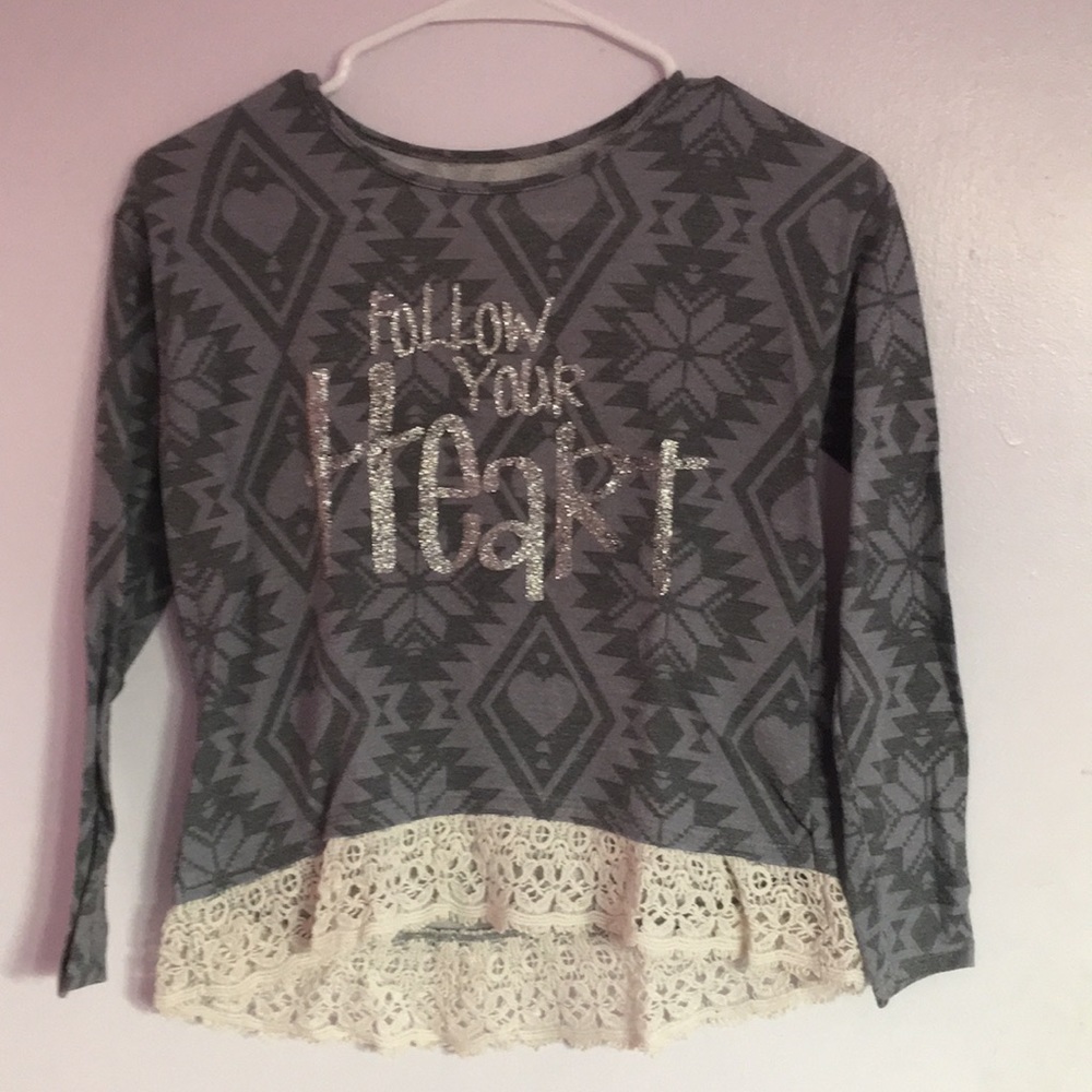 Arizona Jean co glittery lacy shirt